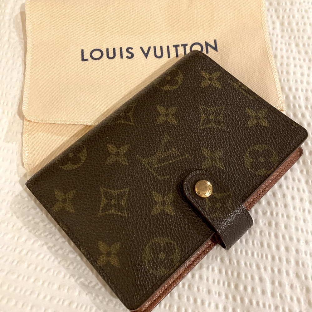🚫SOLD🚫 Authentic Louis Vuitton Agenda